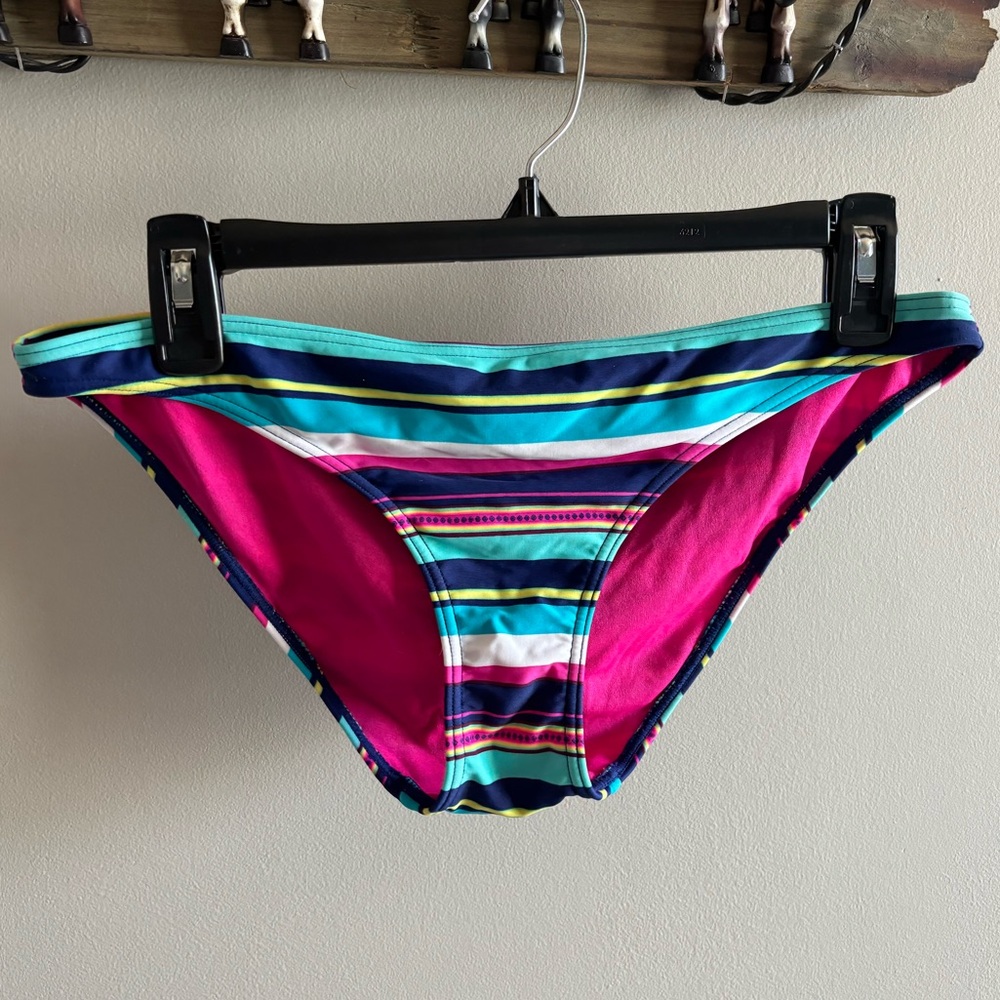 Woman’s Hollister Bikini Bottoms